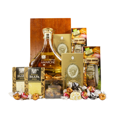 Gift Basket with Rakija Grappa One Gift 01296