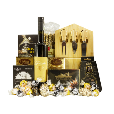 Gift Basket with Solitaire Brandy One Gift 01307