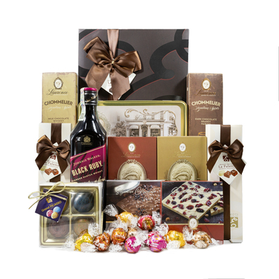 Gift Basket with Whiskey Johnnie Walker ruby ​​One Gift 01126