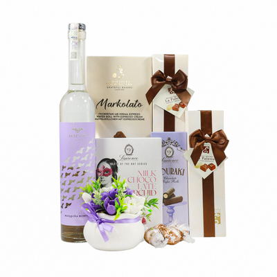 Подаръчна Кутия за Жена с Ракия One Gift 01220