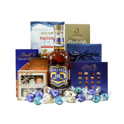 Gift box with Whiskey Chivas Regal 18 YO One gift 01006