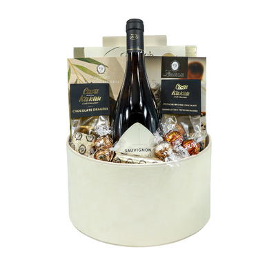 Gift for Woman with White Wine Lavis One Gift 01136