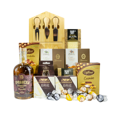 Luxury Gift Basket with Brandy One Gift 01224