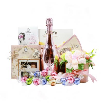 Луксозна Подаръчна Кошница с Просеко One Gift 00655