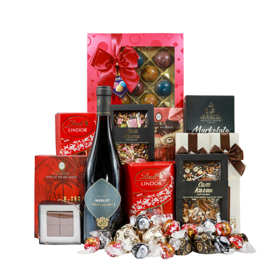 Luxury Gift Basket with Wine Lavis One Gift 01137