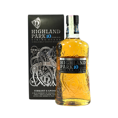Luxury Gift Box with Highland Park 10 YO Whisky One gift 01018