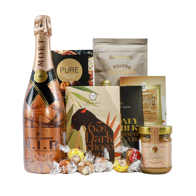 Luxury Gift Box with Moet & Chandon One Gift 01158